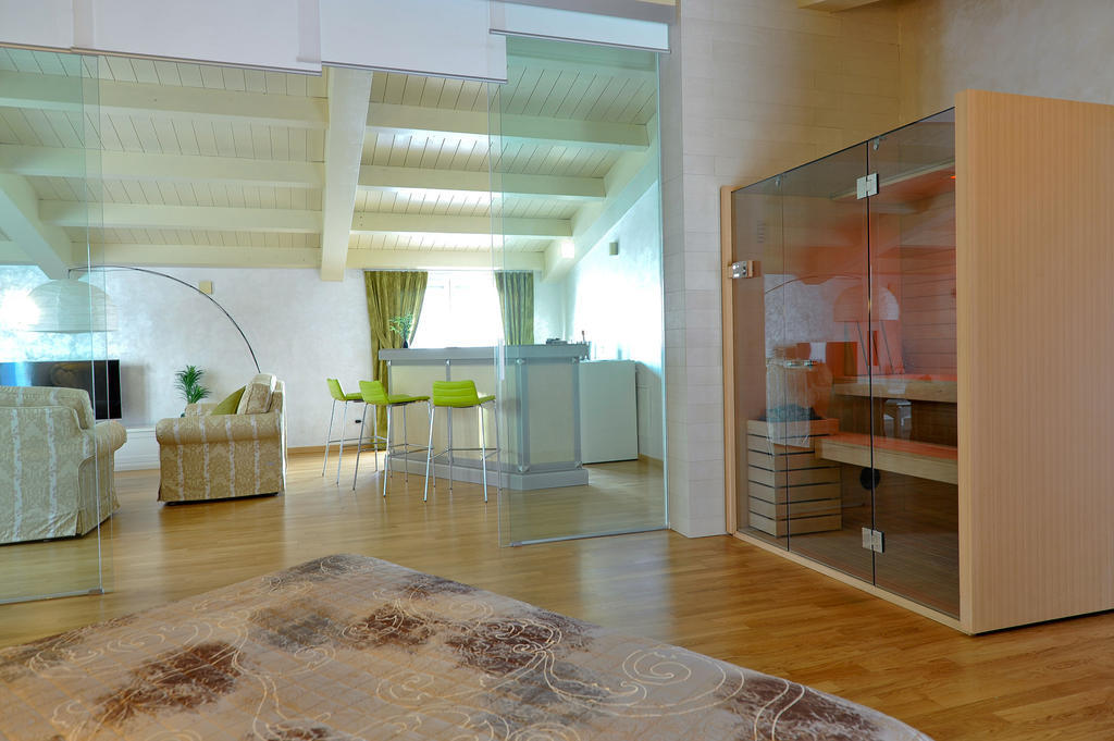 Jolie Bed And Breakfast Pescara Kültér fotó